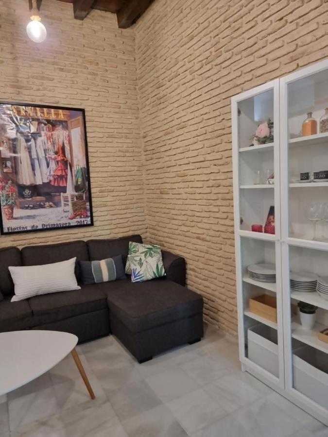 Hostfy Mercado De Triana Севилья Экстерьер фото